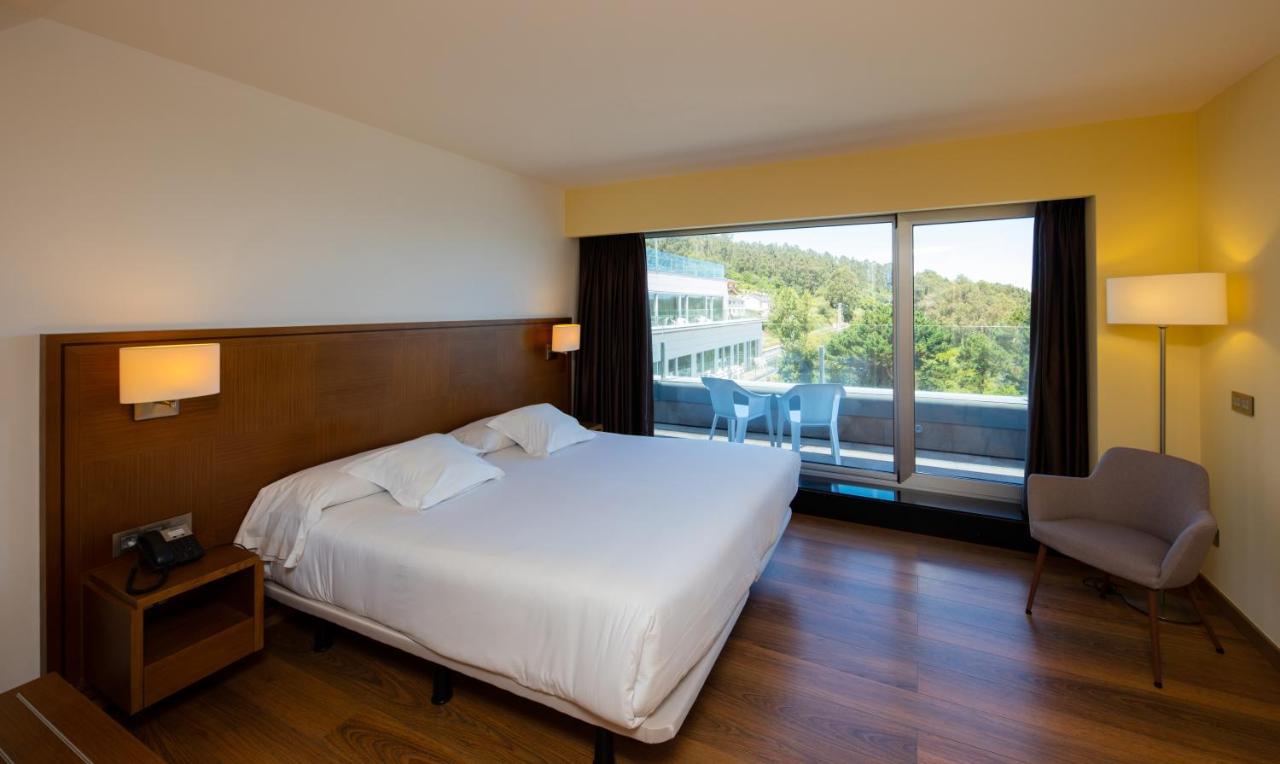 Hotel Thalasso Cantabrico Las Sirenas 4 Superior Viveiro Bagian luar foto