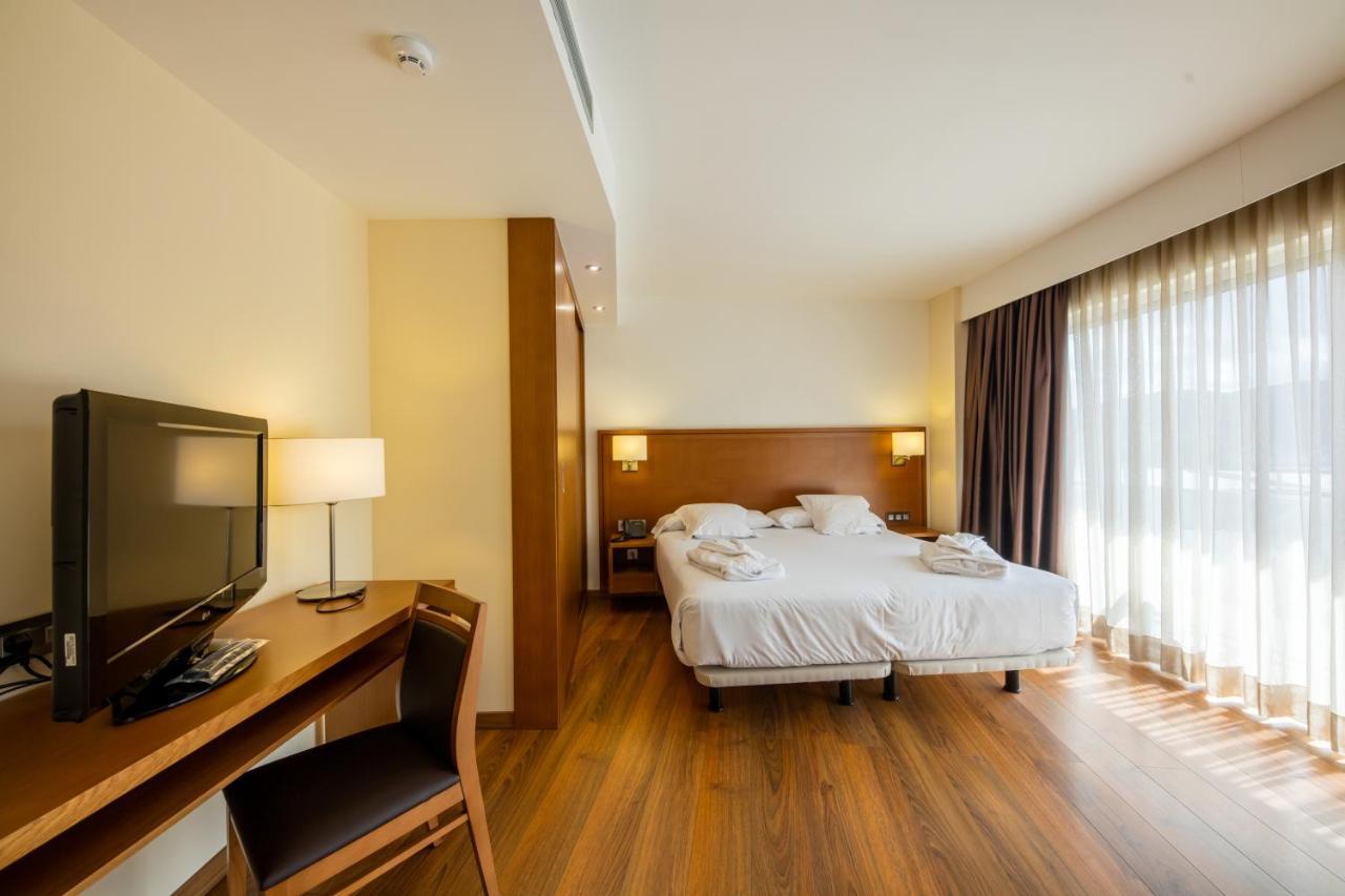Hotel Thalasso Cantabrico Las Sirenas 4 Superior Viveiro Bagian luar foto