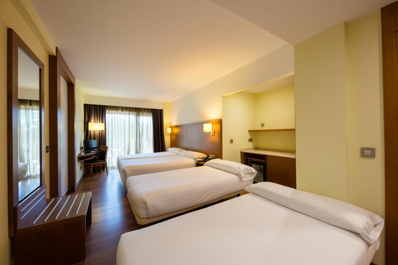 Hotel Thalasso Cantabrico Las Sirenas 4 Superior Viveiro Bagian luar foto