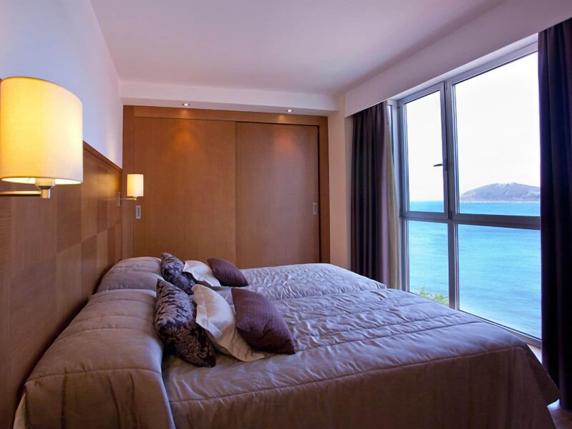Hotel Thalasso Cantabrico Las Sirenas 4 Superior Viveiro Bagian luar foto